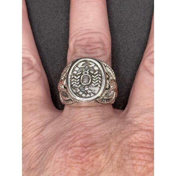 New Condition Sterling Silver Heavy Scorpion Eagle Gents Ring Size 10.00 - Picture 9 of 9